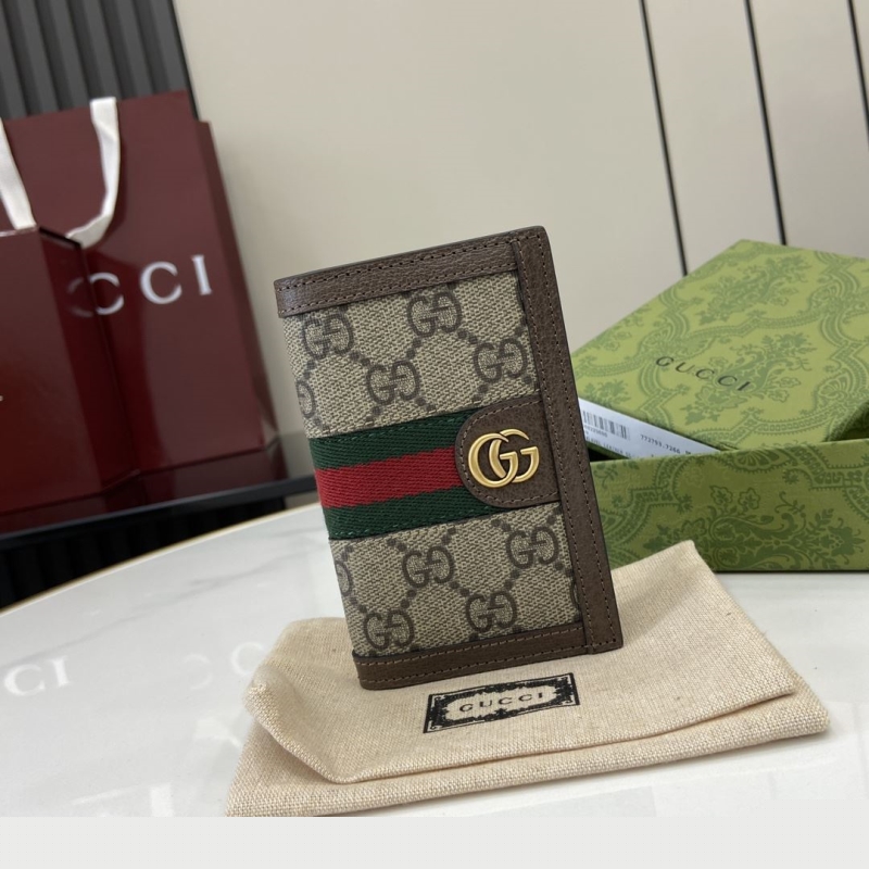 G*u*i wallets & purse
